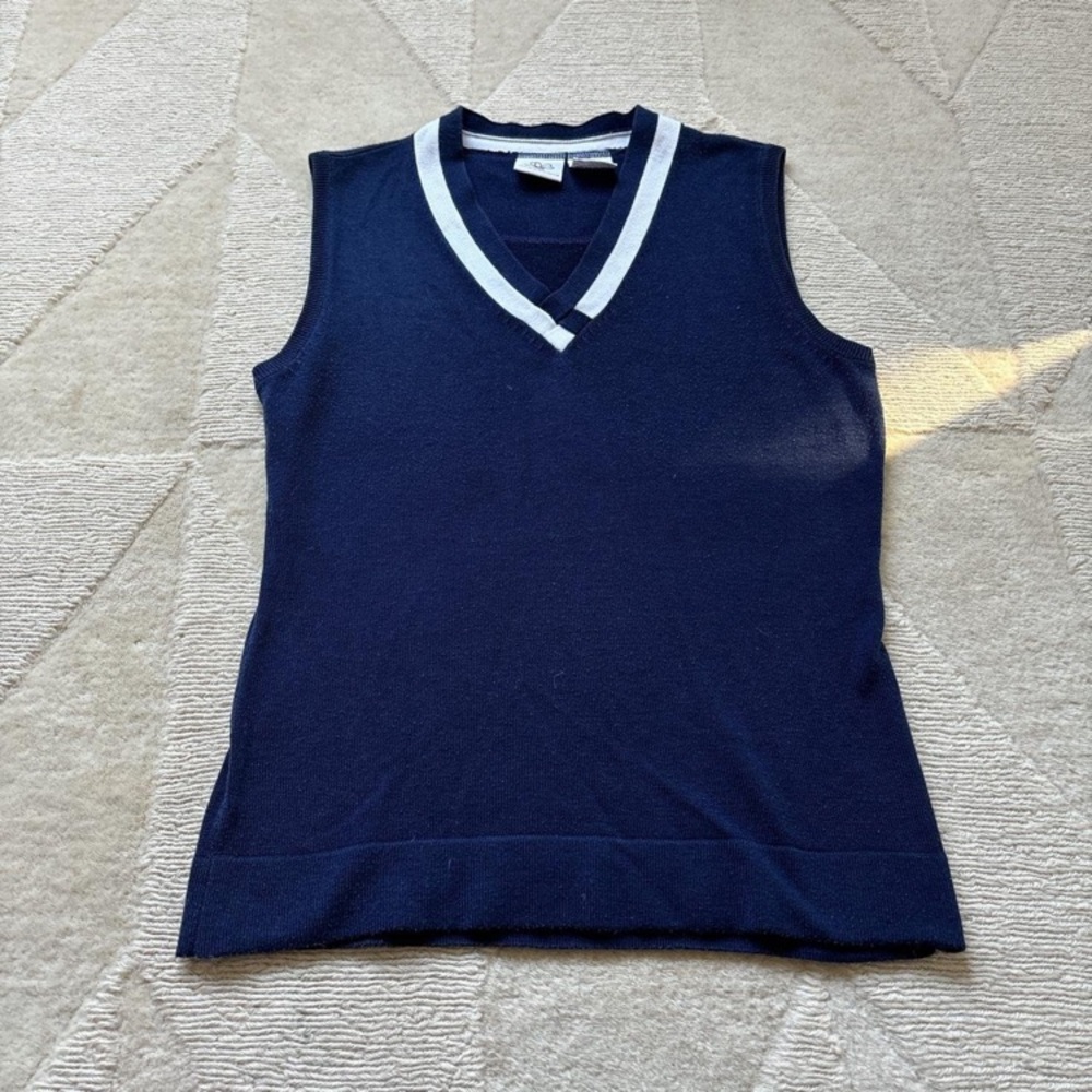Women's Sleeveless Shirt
